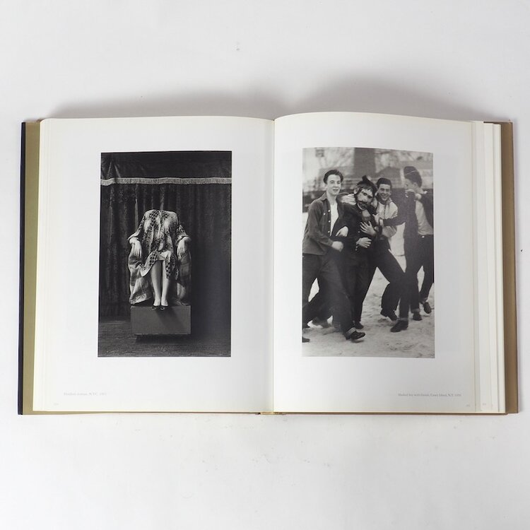 Diane Arbus Revelations
