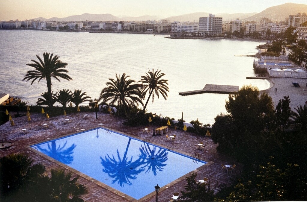 Dave Swindells Ibiza ’89 4th Edition