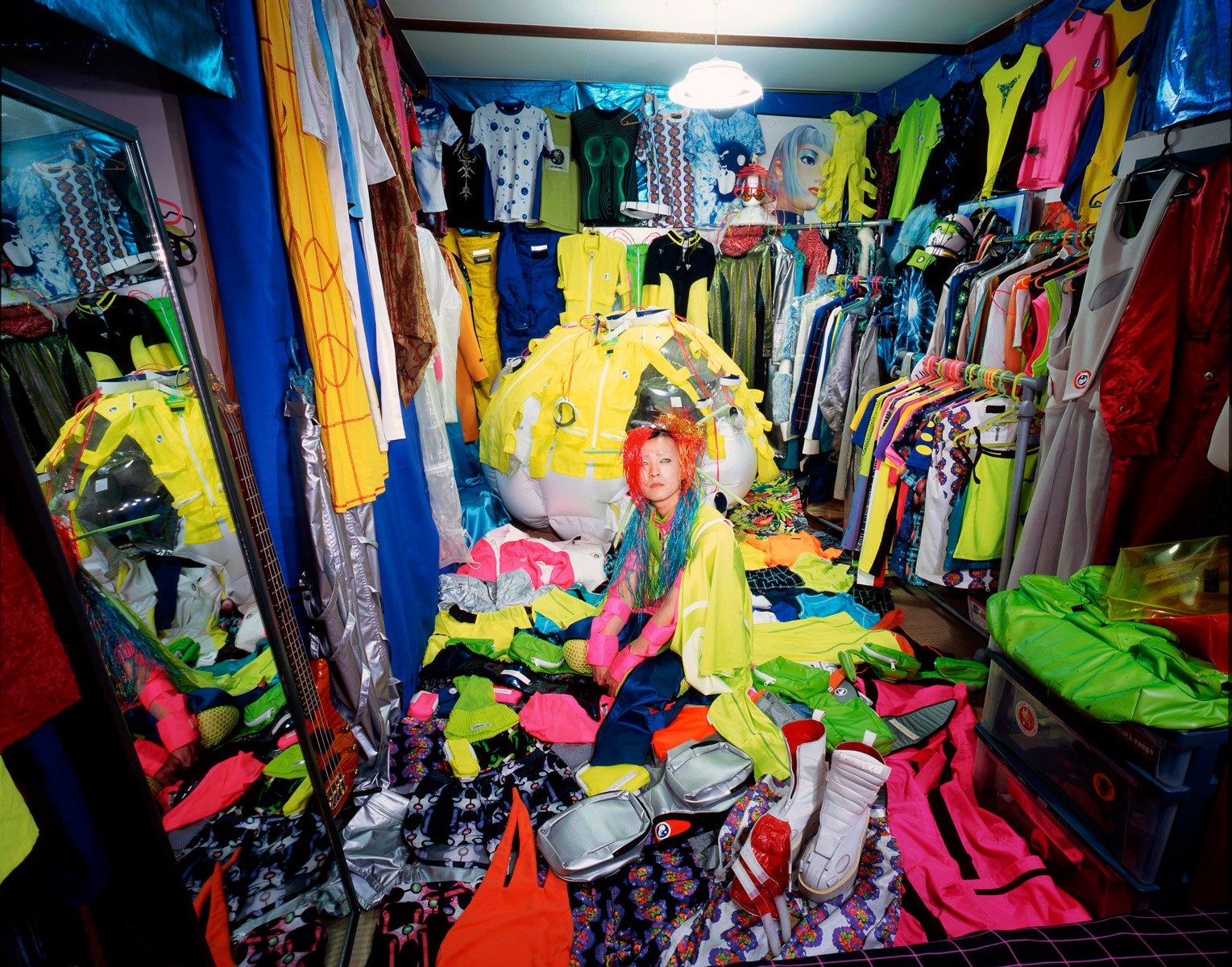 Kyoichi Tsuzuki: Happy Victims