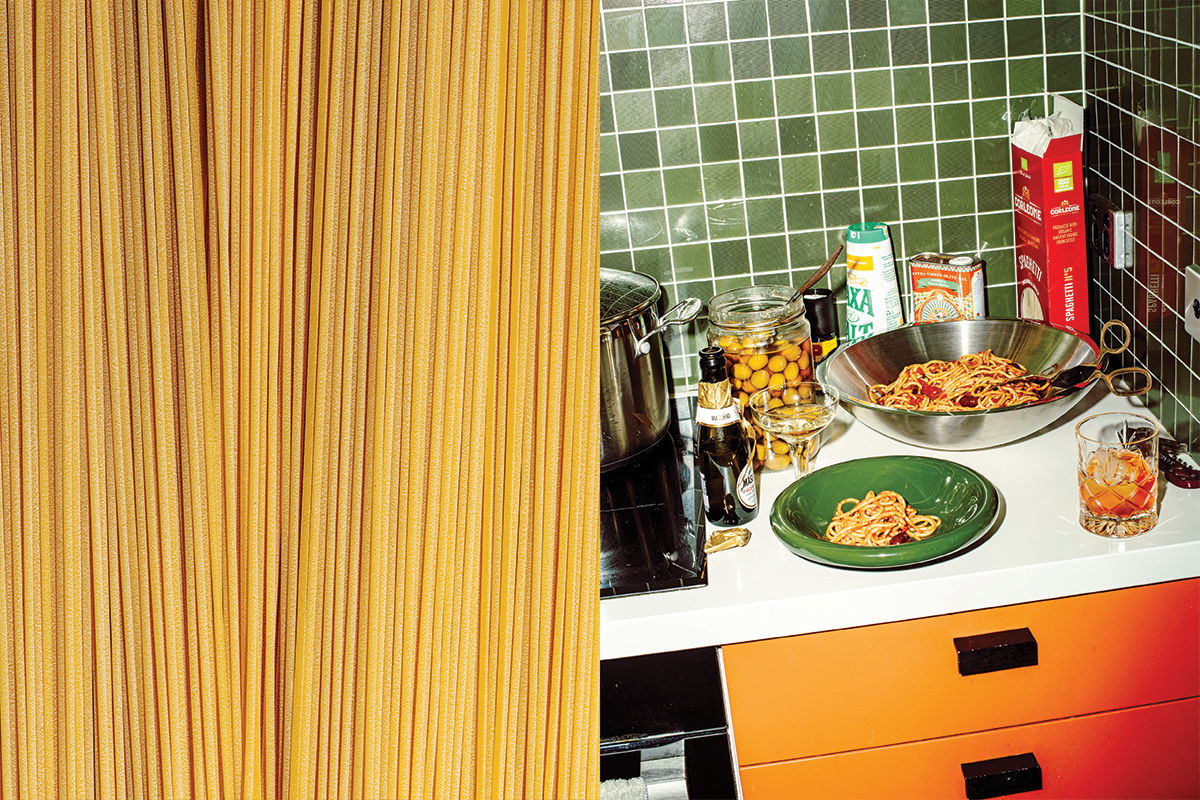 Midnight Spaghetti: Effortless pasta, 20 minutes, 5 ingredients, No fuss